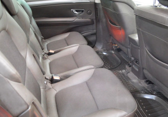 Подержанный автомобиль Renault Espace 2016 года (13 фото)