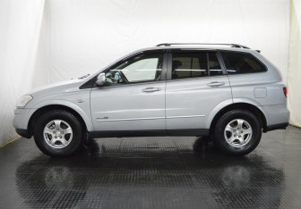 Подержанный автомобиль SsangYong Kyron 2012 года (8 фото)