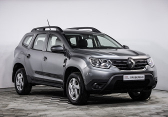 Подержанный автомобиль Renault Duster 2021 года (3 фото)