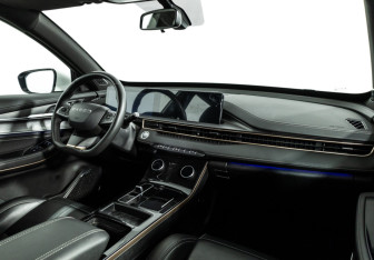 Подержанный автомобиль Exeed LX 2024 года (9 фото)