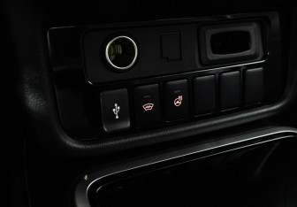 Подержанный автомобиль Mitsubishi Outlander 2020 года (19 фото)