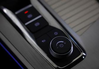 Подержанный автомобиль Exeed TXL 2023 года (21 фото)