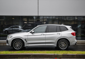 Подержанный автомобиль BMW X3 2019 года (9 фото)