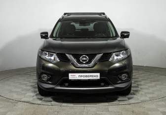 Подержанный автомобиль Nissan X-Trail 2017 года (2 фото)