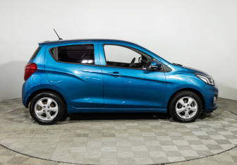 Подержанный автомобиль Chevrolet Spark 2019 года (4 фото)