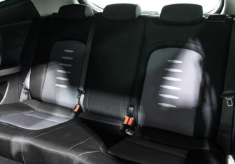 Подержанный автомобиль Kia Ceed Hatchback 2013 года (10 фото)