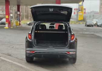 Подержанный автомобиль Hyundai Tucson 2022 года (7 фото)