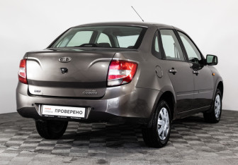 Подержанный автомобиль LADA (ВАЗ) Granta Sedan 2013 года (5 фото)
