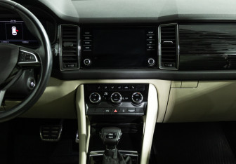 Подержанный автомобиль Skoda Kodiaq 2019 года (14 фото)