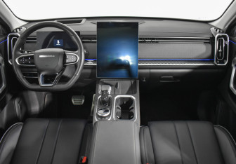 Подержанный автомобиль Jaecoo J7 2023 года (14 фото)