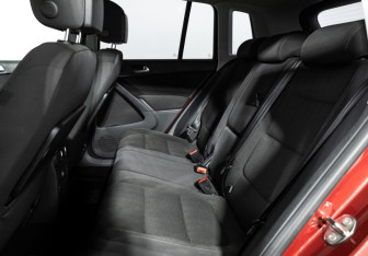 Подержанный автомобиль Volkswagen Tiguan 2013 года (10 фото)