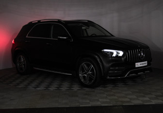 Подержанный автомобиль Mercedes-Benz GLE 2020 года (28 фото)