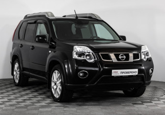 Подержанный автомобиль Nissan X-Trail 2012 года (3 фото)