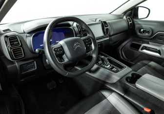 Подержанный автомобиль Citroen C5 Aircross 2021 года (11 фото)