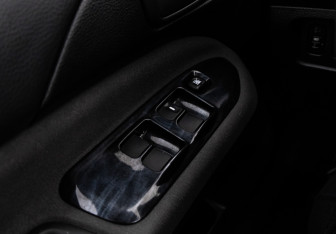 Подержанный автомобиль Mitsubishi Lancer Sedan 2005 года (14 фото)