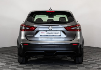 Подержанный автомобиль Nissan Qashqai 2019 года (6 фото)