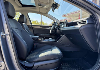 Новый Kia K5 2025 (12 фото)