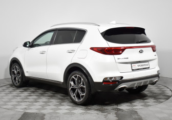 Подержанный автомобиль Kia Sportage 2018 года (7 фото)