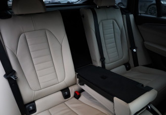 Подержанный автомобиль BMW X4 2019 года (28 фото)