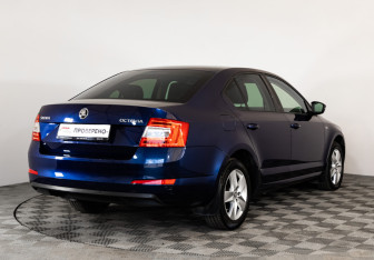 Подержанный автомобиль Skoda Octavia Liftback 2016 года (5 фото)
