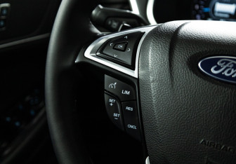 Подержанный автомобиль Ford S-MAX 2018 года (19 фото)