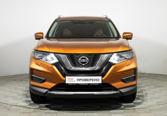 Подержанный автомобиль Nissan X-Trail 2018 года (2 фото)