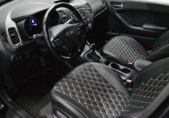 Подержанный автомобиль Kia Cerato Sedan 2019 года (10 фото)