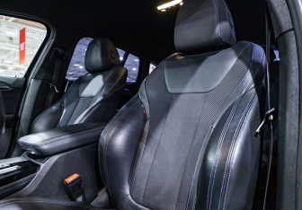 Подержанный автомобиль BMW X4 2019 года (30 фото)