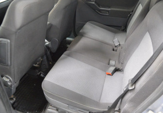 Подержанный автомобиль Opel Meriva 2007 года (11 фото)