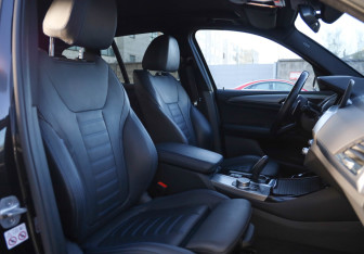 Подержанный автомобиль BMW X3 2019 года (15 фото)