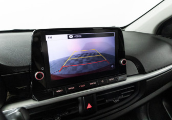 Подержанный автомобиль Kia Picanto 2021 года (18 фото)