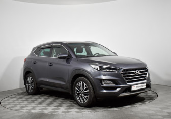 Подержанный автомобиль Hyundai Tucson 2020 года (3 фото)