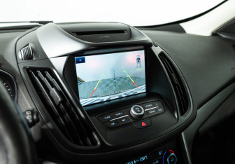 Подержанный автомобиль Ford Kuga 2018 года (16 фото)