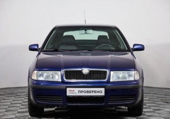 Подержанный автомобиль Skoda Octavia Liftback 2007 года (2 фото)