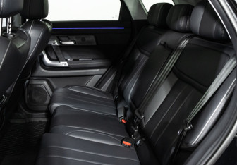 Подержанный автомобиль Jaecoo J7 2023 года (10 фото)