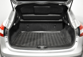 Подержанный автомобиль Nissan Qashqai 2017 года (18 фото)