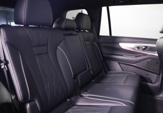 Подержанный автомобиль GAC GS8 2024 года (12 фото)