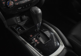 Подержанный автомобиль Nissan Qashqai 2020 года (16 фото)