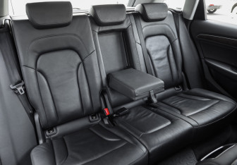 Подержанный автомобиль Audi Q5 2013 года (25 фото)