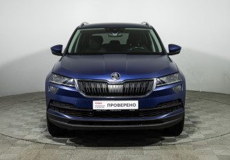 Подержанный автомобиль Skoda Karoq 2021 года (2 фото)