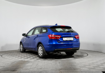 Подержанный автомобиль LADA (ВАЗ) Vesta Wagon 2020 года (7 фото)