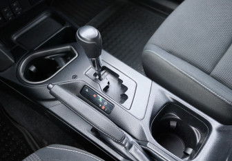 Подержанный автомобиль Toyota RAV4 2018 года (26 фото)