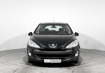 Подержанный автомобиль Peugeot 308 Hatchback 2010 года (2 фото)