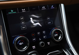 Подержанный автомобиль Land Rover Range Rover Sport 2021 года (26 фото)