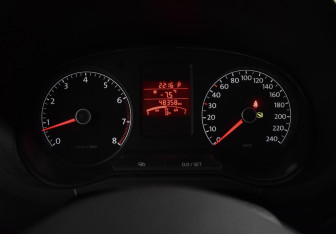 Подержанный автомобиль Volkswagen Polo Sedan 2012 года (20 фото)