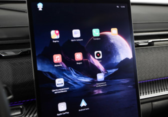 Подержанный автомобиль Jaecoo J7 2023 года (15 фото)