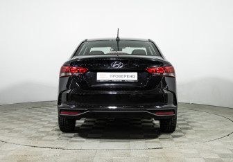 Подержанный автомобиль Hyundai Solaris Sedan 2021 года (6 фото)