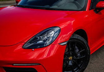 Подержанный автомобиль Porsche Cayman 2018 года (61 фото)