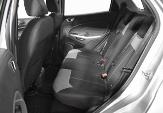 Подержанный автомобиль Ford EcoSport 2016 года (11 фото)
