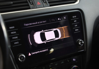 Подержанный автомобиль Skoda Octavia Liftback 2020 года (16 фото)